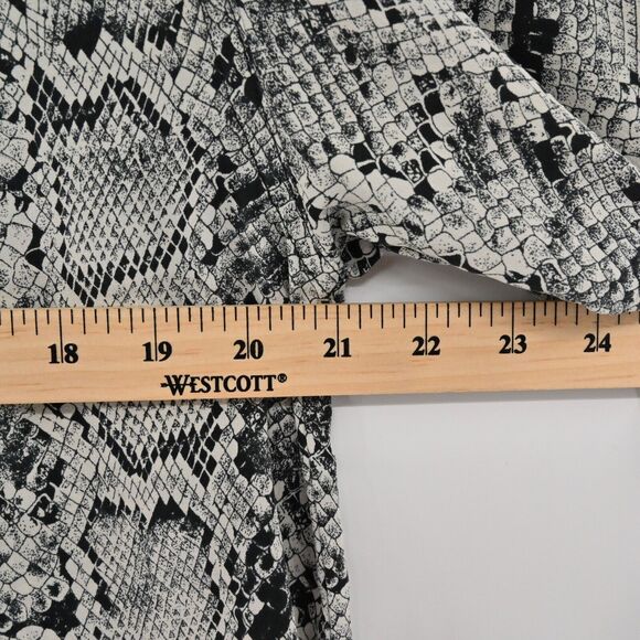 Vtg CACHE Top Womens Sz M Black Snakeskin Print Silk Faux Leather Button Up 90s - Picture 11 of 13